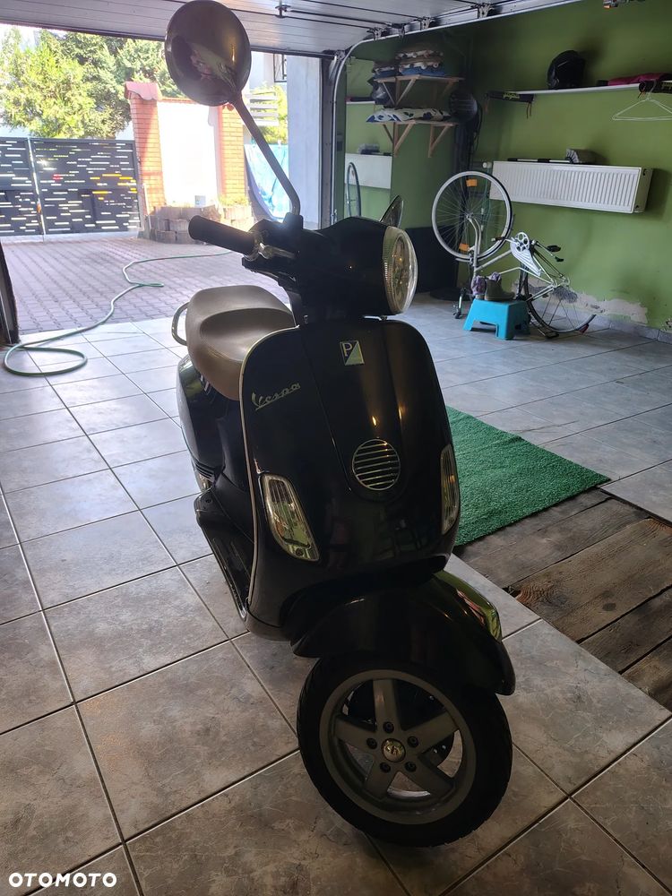 Vespa LX - 4