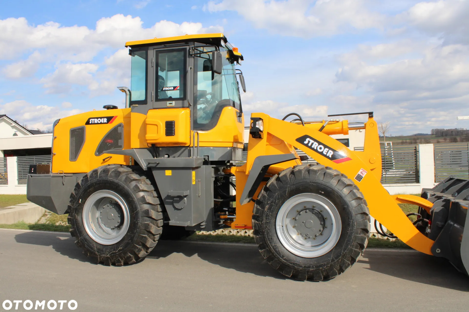 Stroer NW 940 - 8