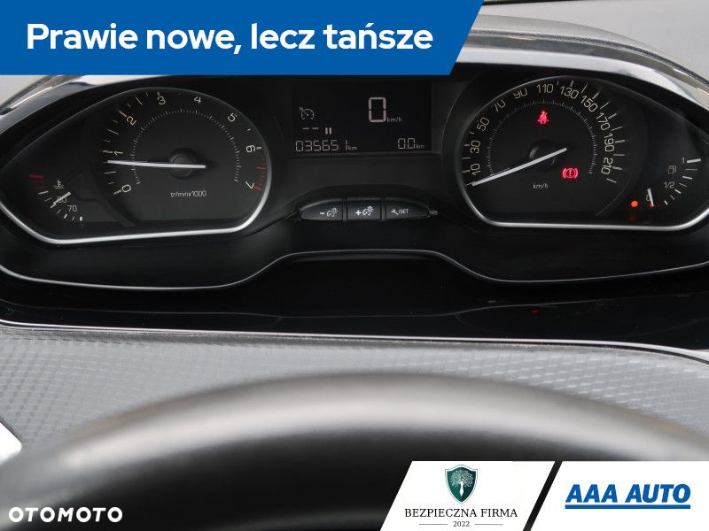 Peugeot 2008 - 12