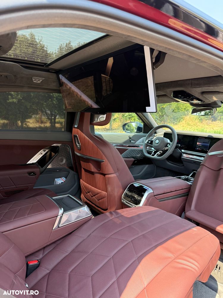 BMW Seria 7 740d xDrive MHEV - 6
