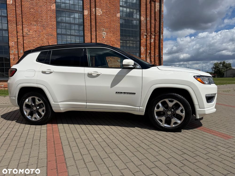 Jeep Compass - 4