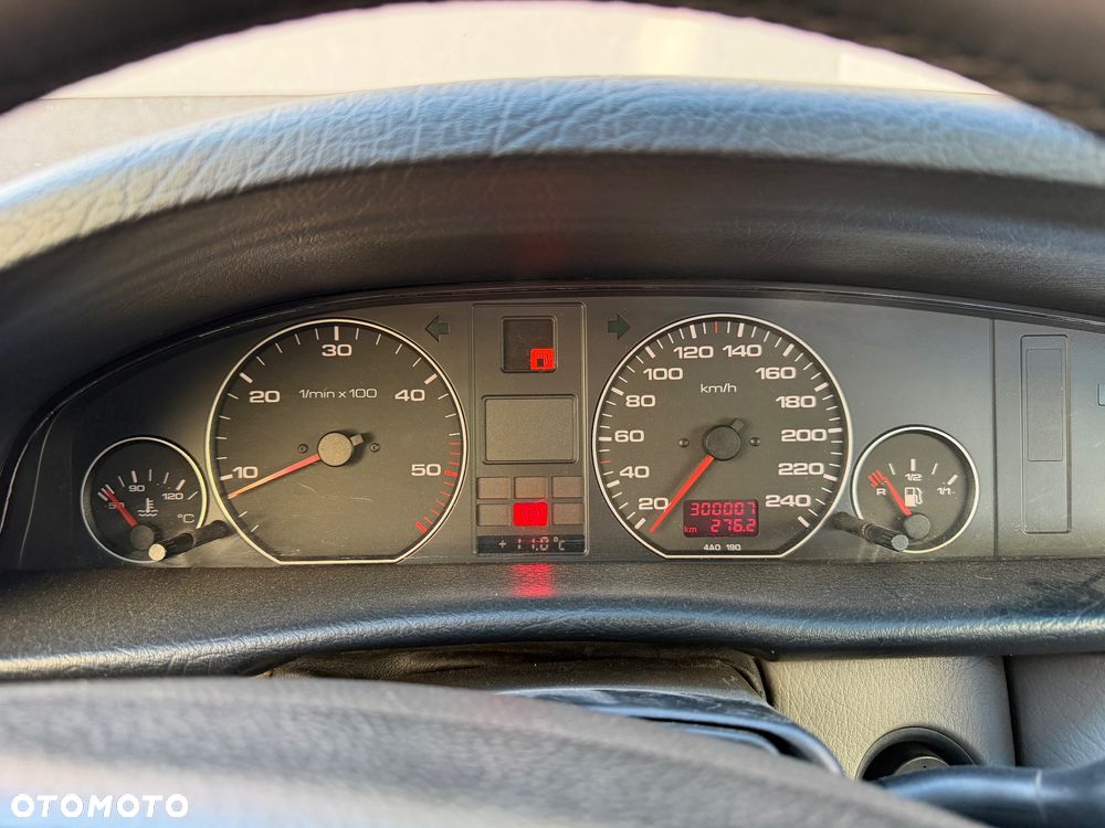 Audi A6 Avant 2.5 TDI - 16