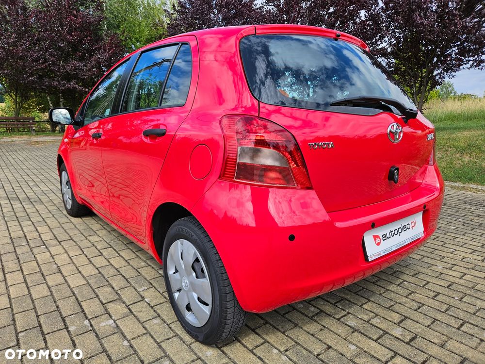 Toyota Yaris 1.0 Terra - 10