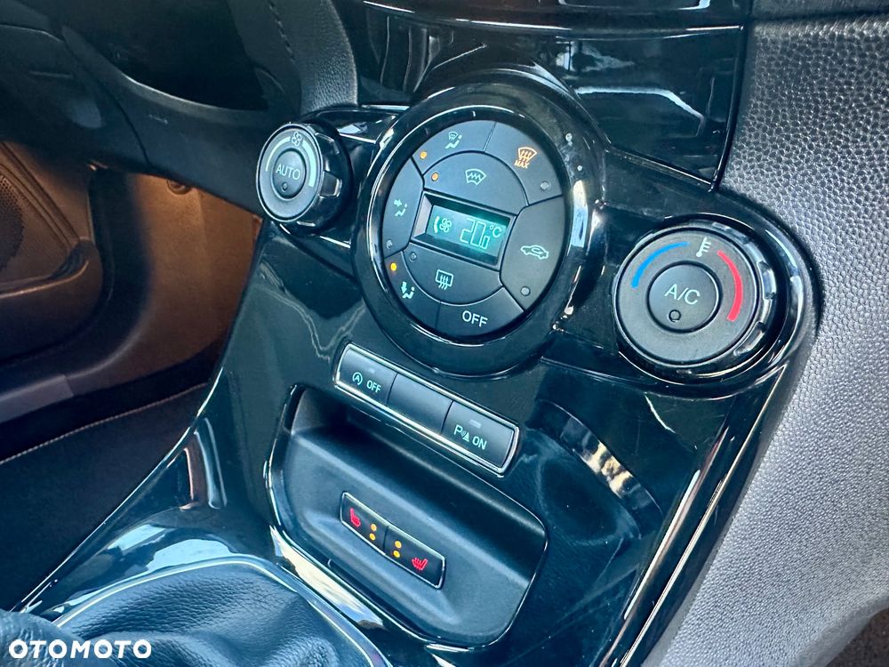 Ford Fiesta 1.0 EcoBoost Platinium X - 12