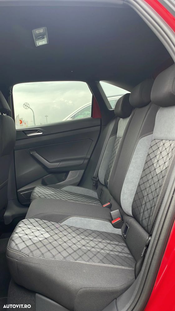 Volkswagen Taigo 1.5 TSI OPF DSG R-Line - 11