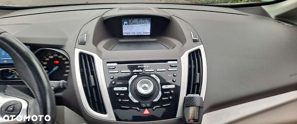 Ford Grand C-MAX - 27