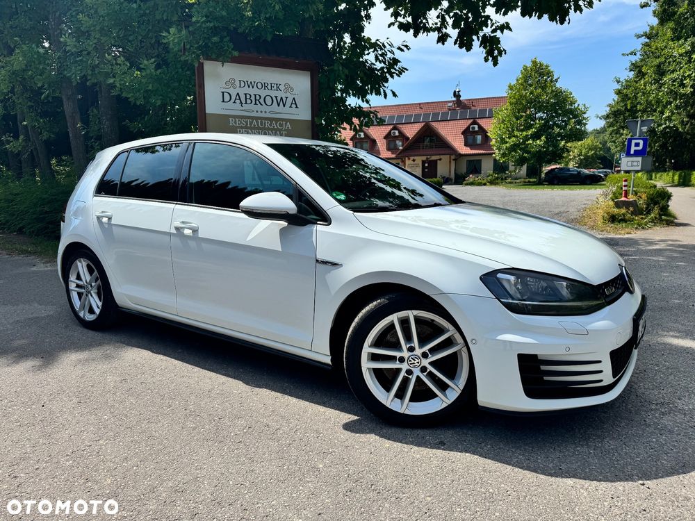 Volkswagen Golf 2.0 TDI BMT GTD - 8