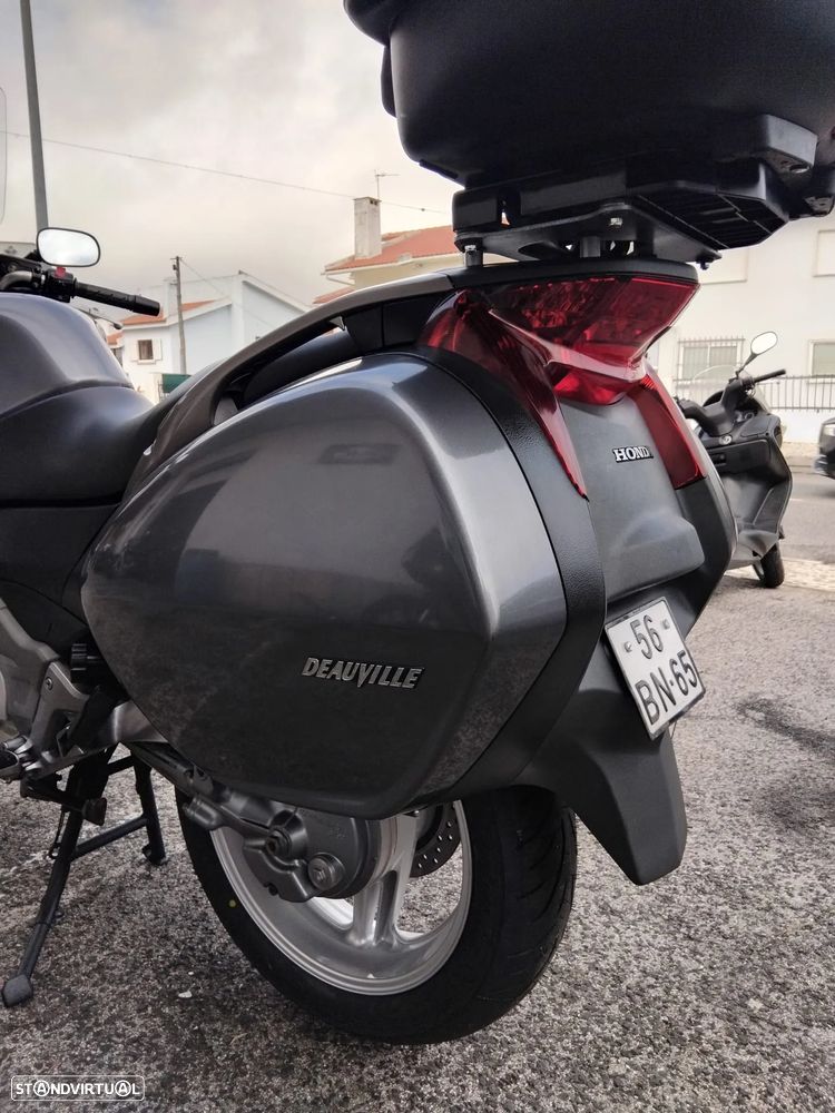 Honda Deauville - 8