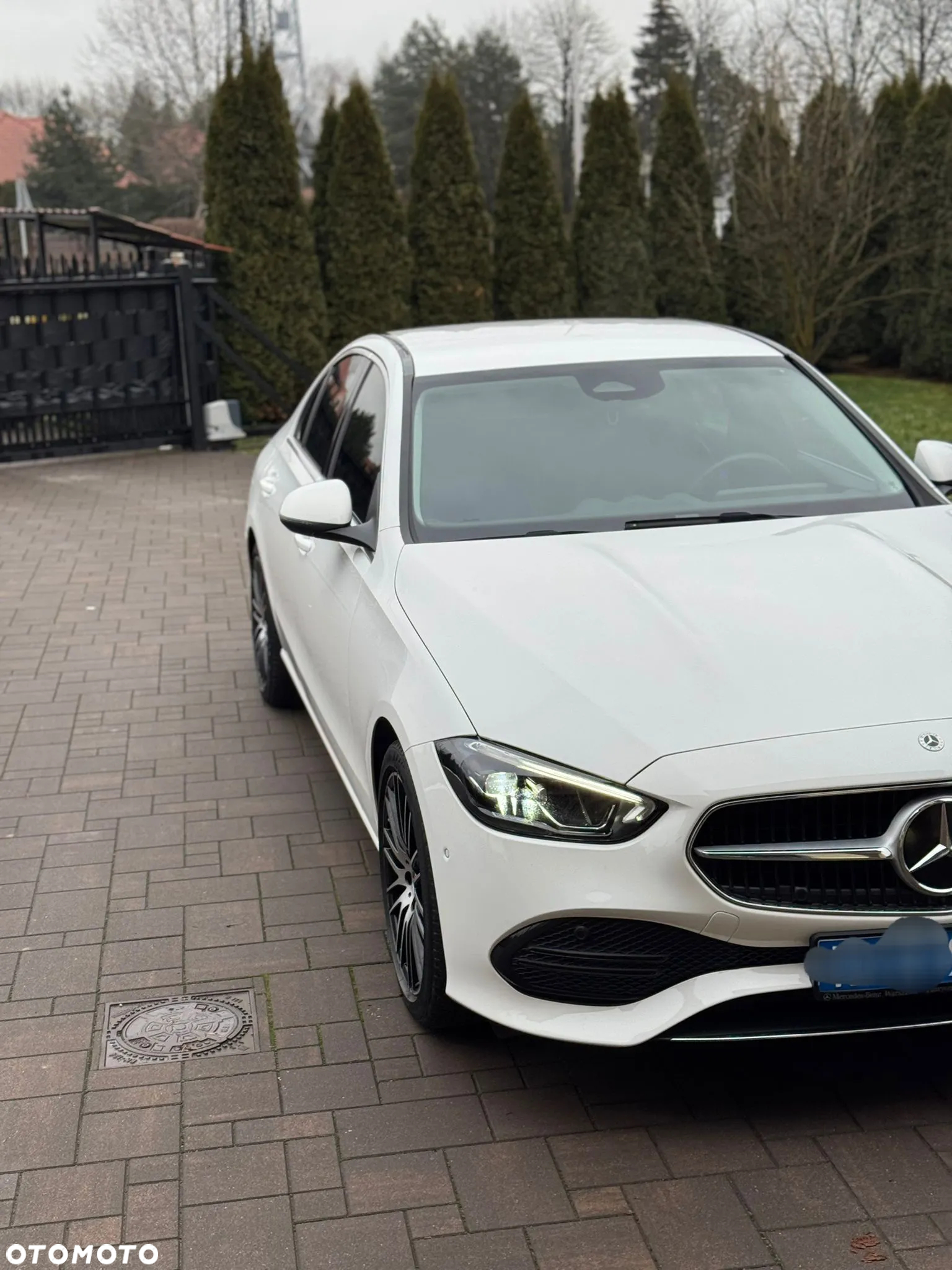 Mercedes-Benz Klasa C 180 9G-TRONIC - 9