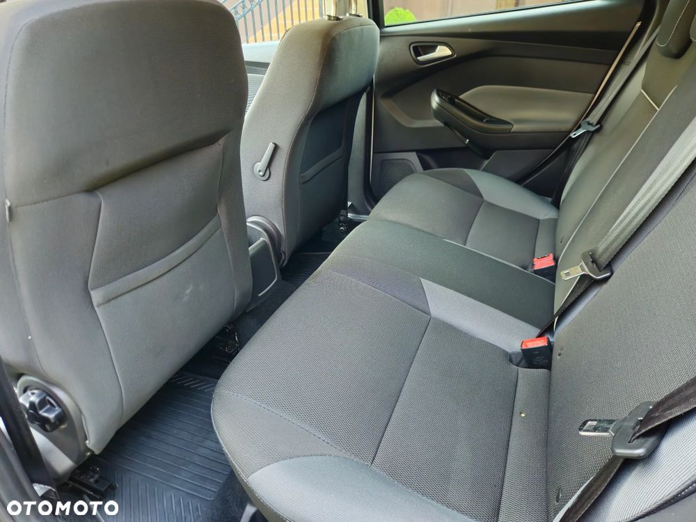 Ford Focus 1.6 TDCi DPF Start-Stopp-System Titanium - 12