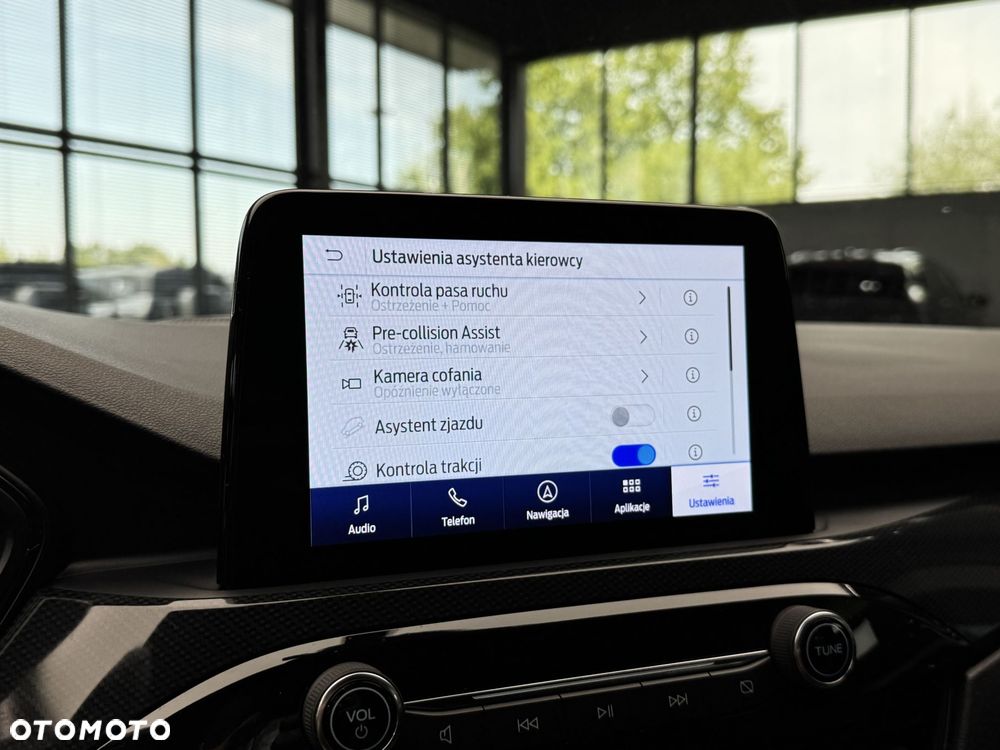 Ford Kuga - 36