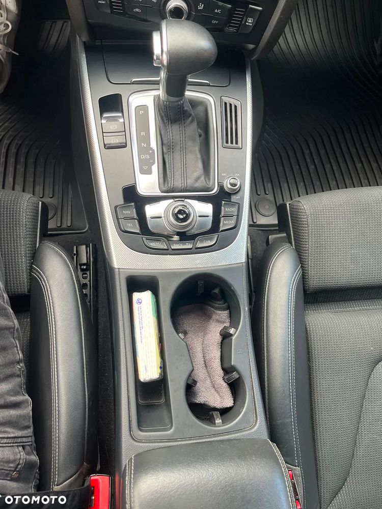 Audi A4 Avant 3.0 TDI Quattro S tronic - 12