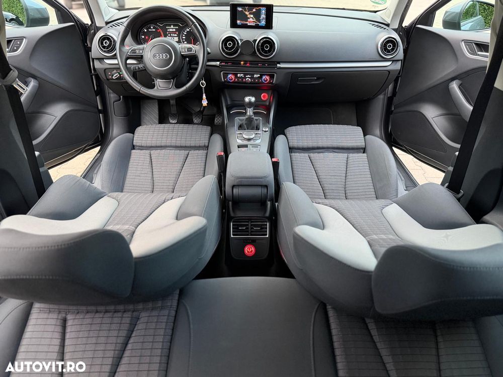 Audi A3 Sportback 1.6 TDI DPF Ambition - 13