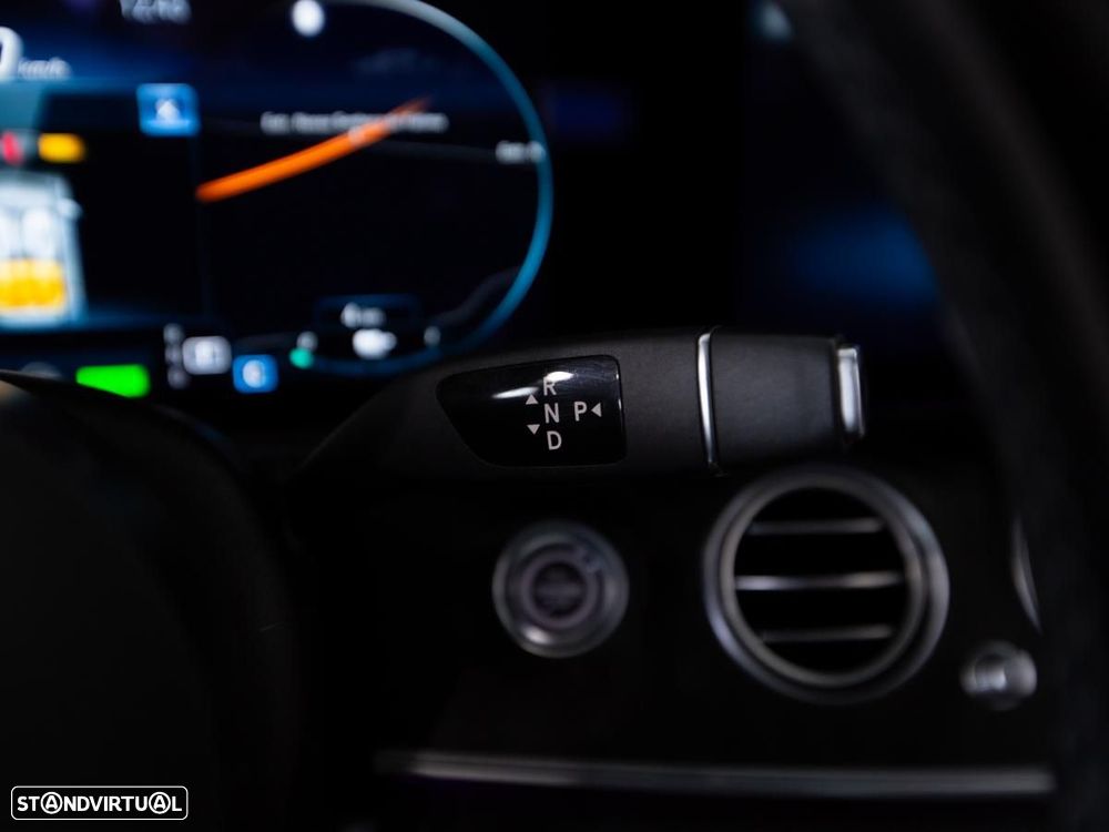 Mercedes-Benz E 300 de 9G-TRONIC AMG Line - 23