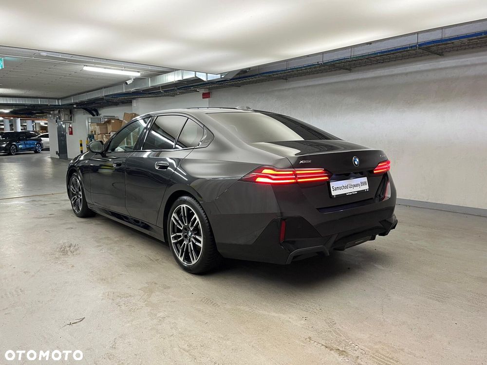 BMW Seria 5 520d xDrive mHEV M Sport - 13