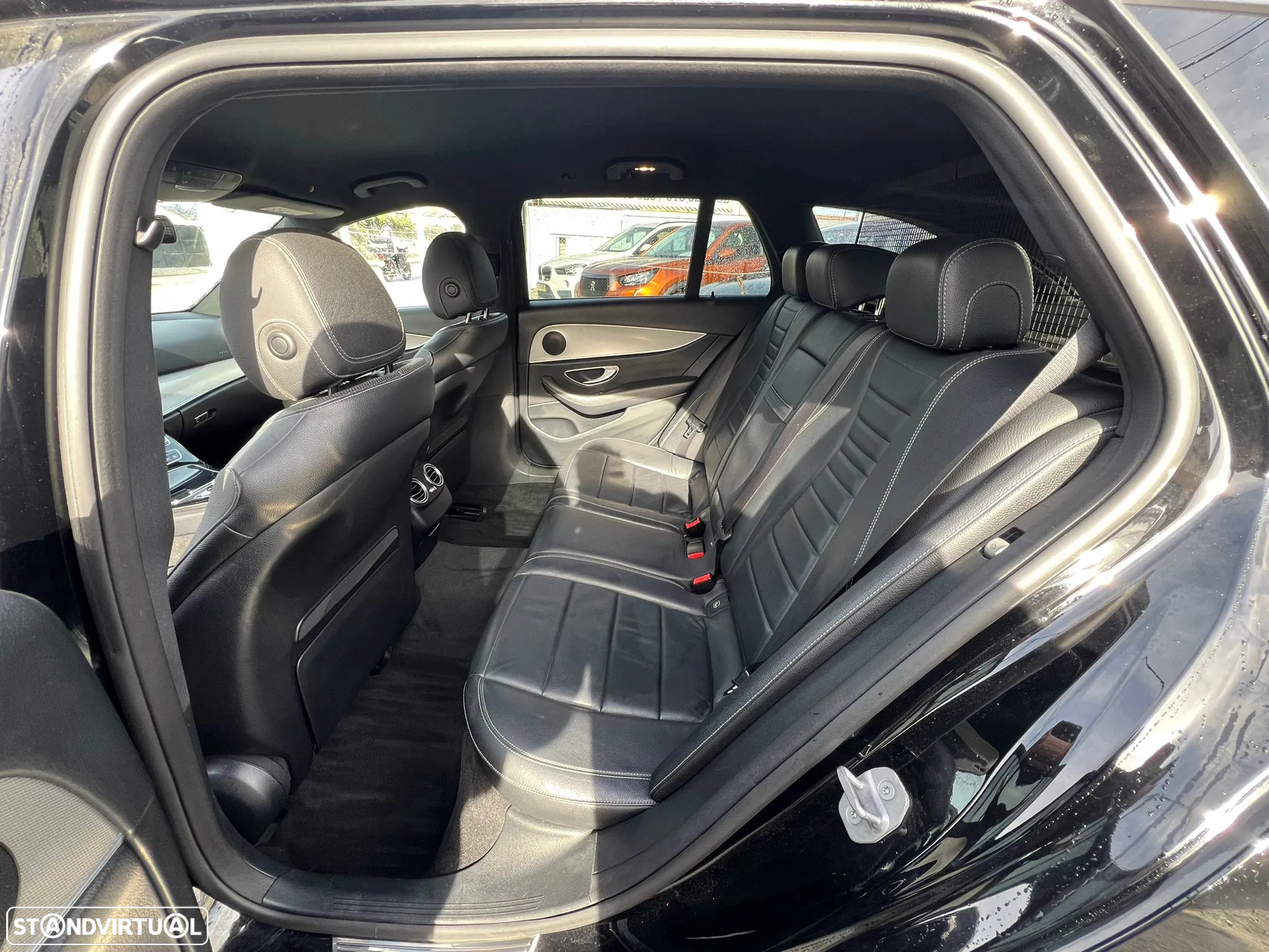 Mercedes-Benz E 220 d Avantgarde+ - 18