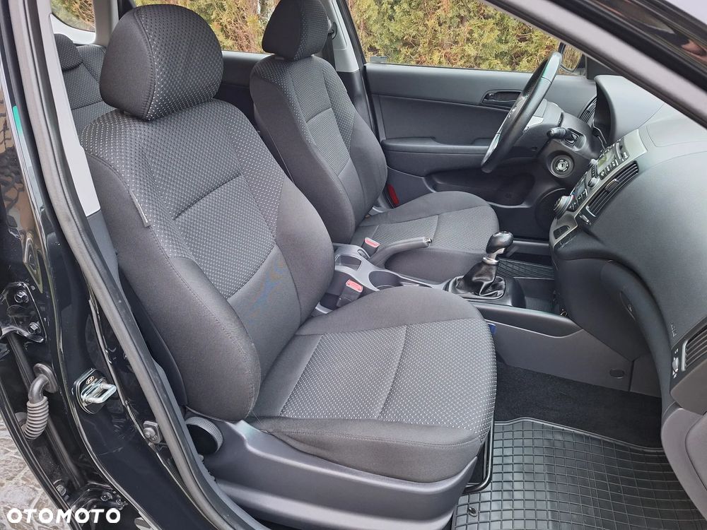 Hyundai i30 i30cw 1.4 Comfort - 12