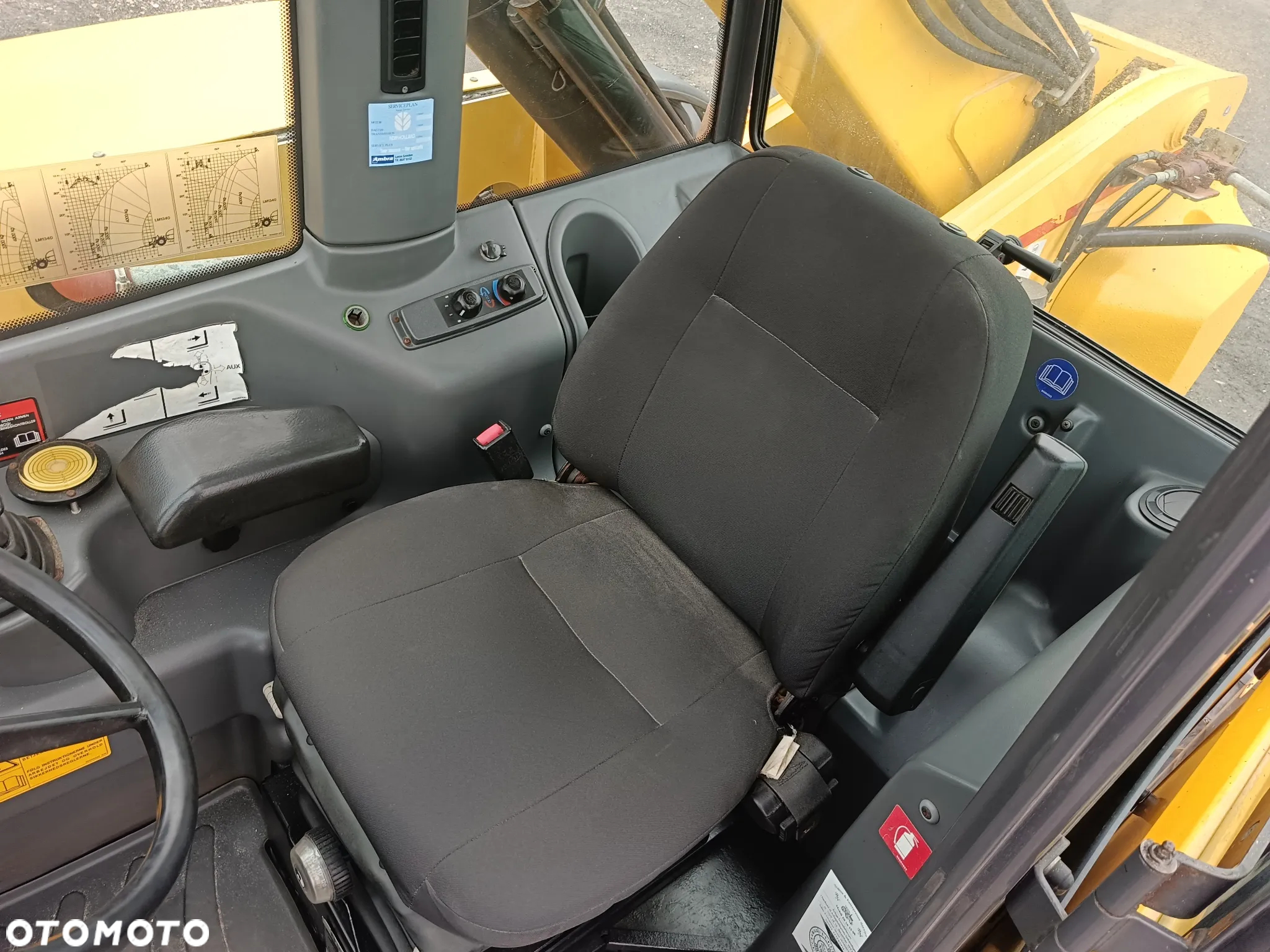 New Holland LM 1340 - 10