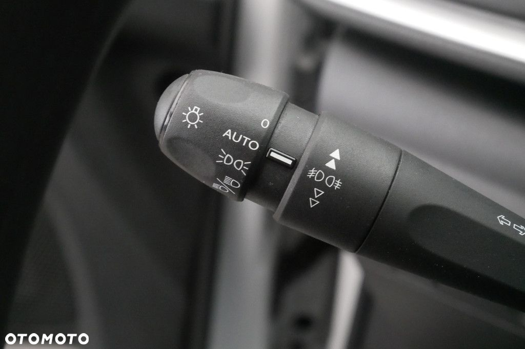 Citroën C3 1.2 PureTech Max - 21