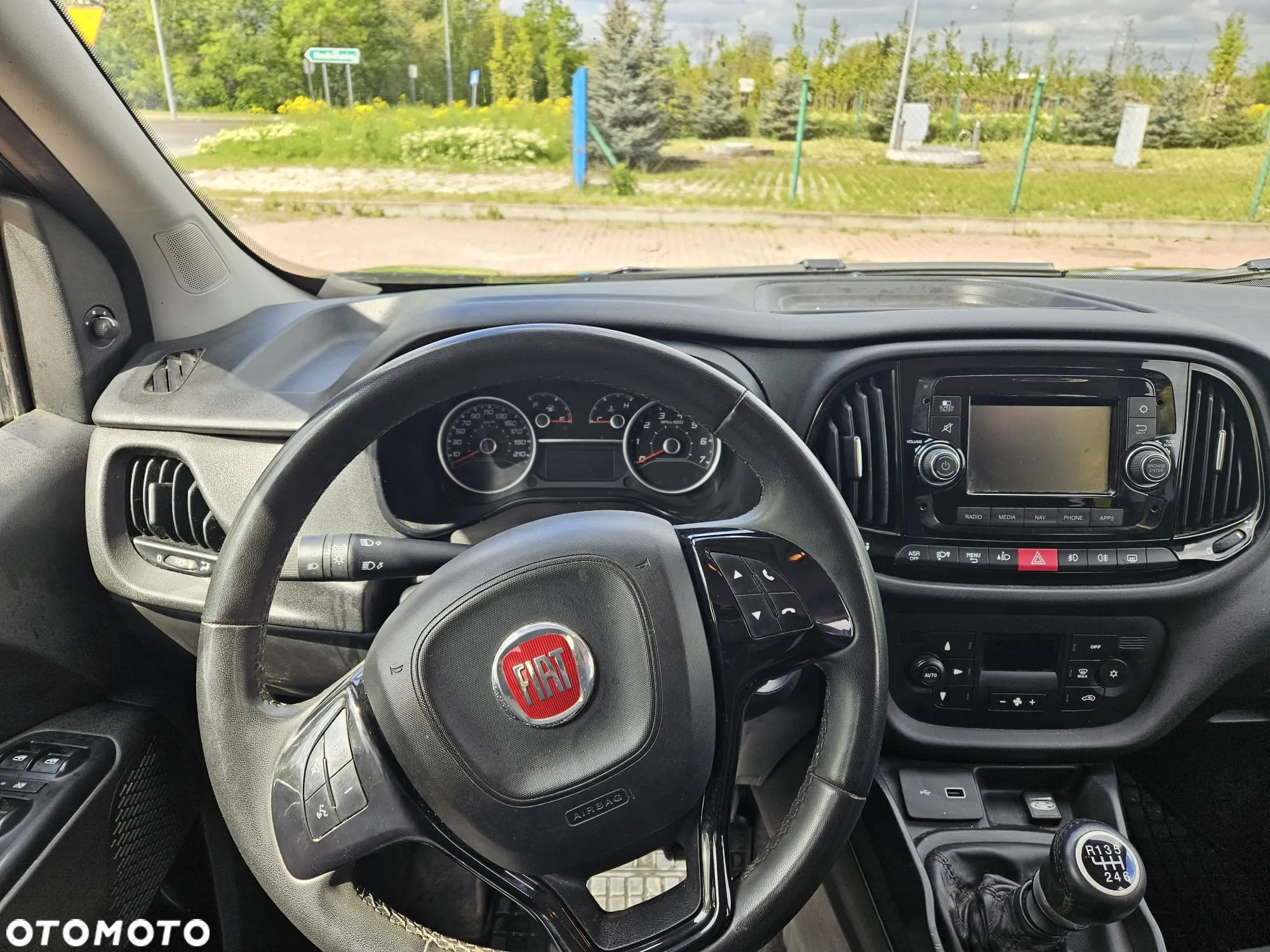 Fiat Doblo 1.4 T-Jet Dynamic - 10