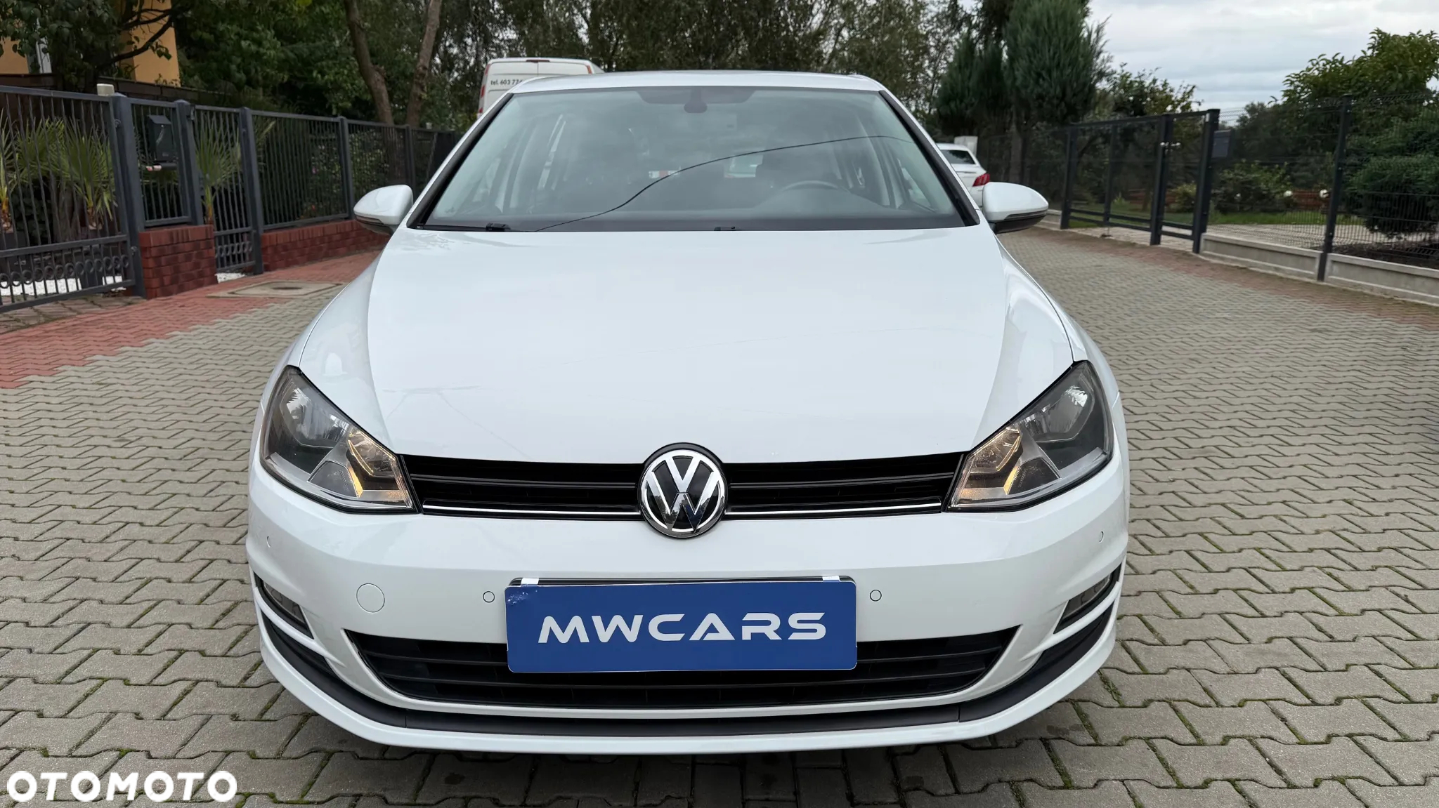 Volkswagen Golf 1.6 TDI BlueMotion Comfortline - 6