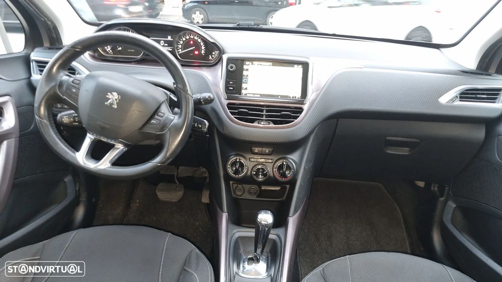 Peugeot 2008 1.6 e-HDi Allure 2-Tronic - 10