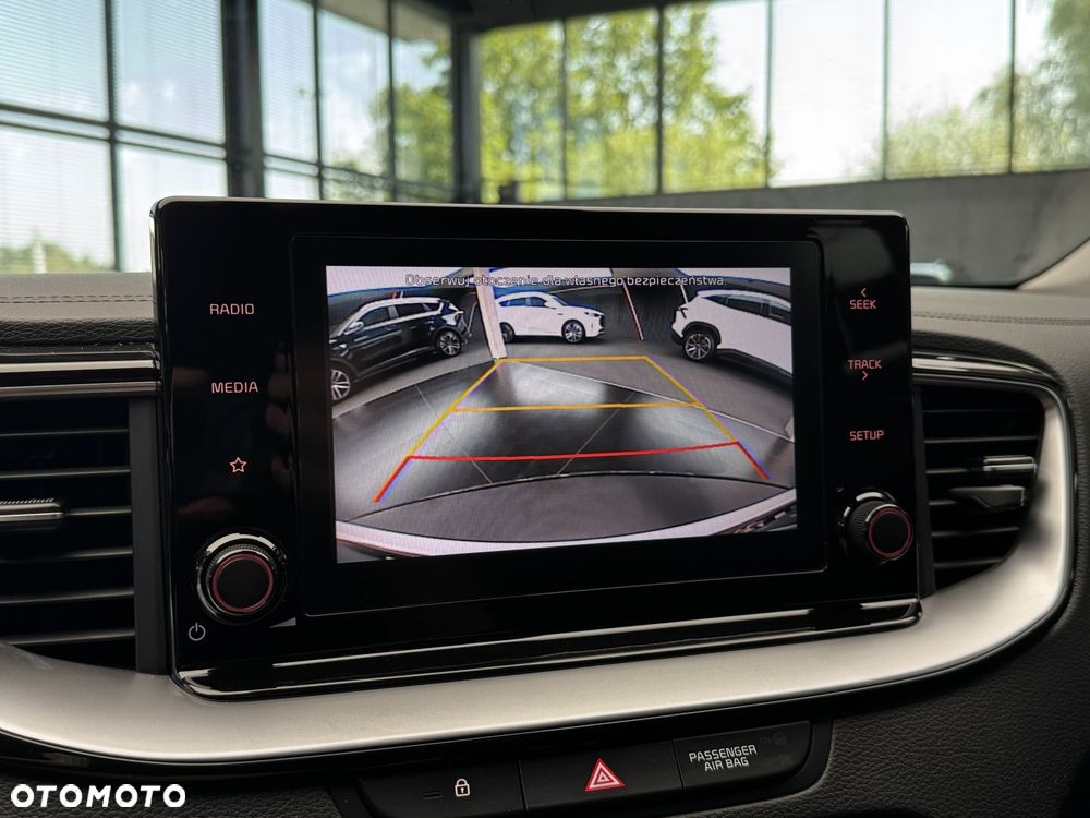 Kia Ceed 1.6 GDI PHEV L DCT - 37