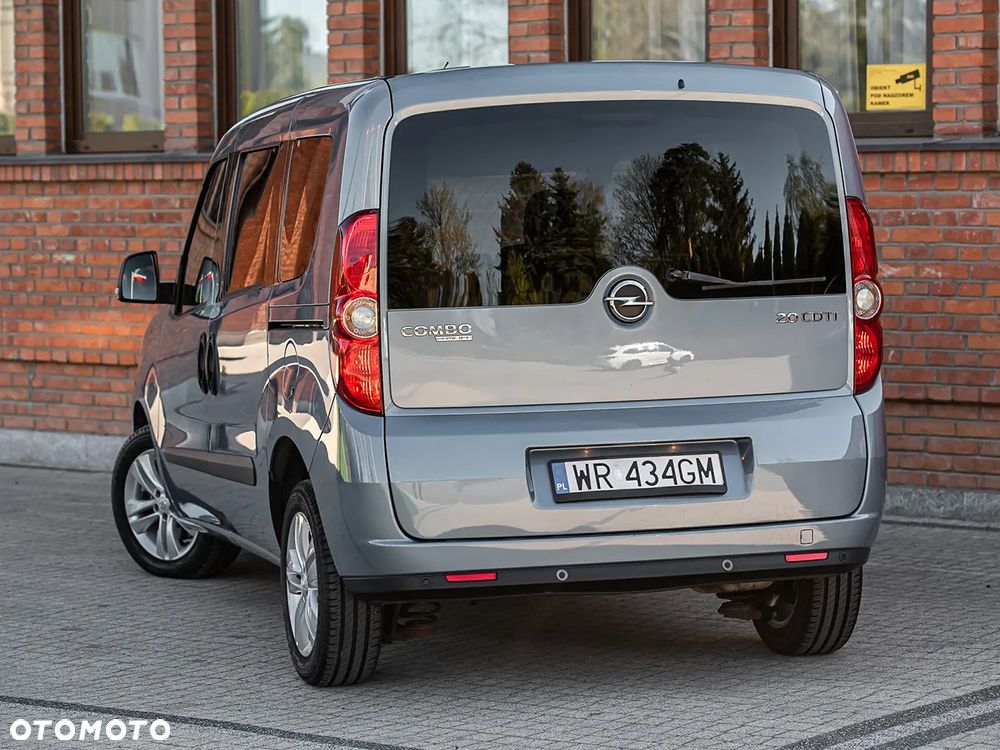 Opel Combo - 8