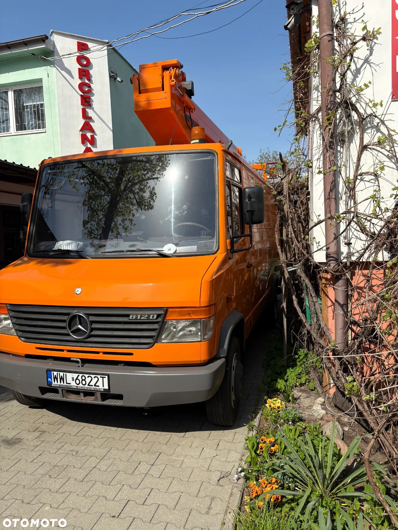 Mercedes-Benz 812D - 1