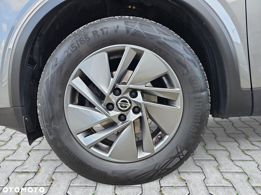 Nissan Qashqai - 11