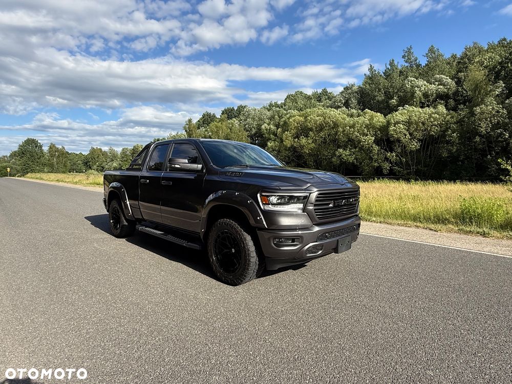 RAM 1500 5.7 Quad Cab Laramie - 2