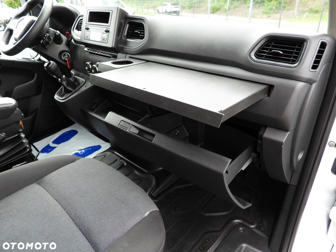 Renault MASTER PLANDEKA WINDA 10 PALET WEBASTO TEMPOMAT LEDY KLIMATYZACJA  165KM - 37