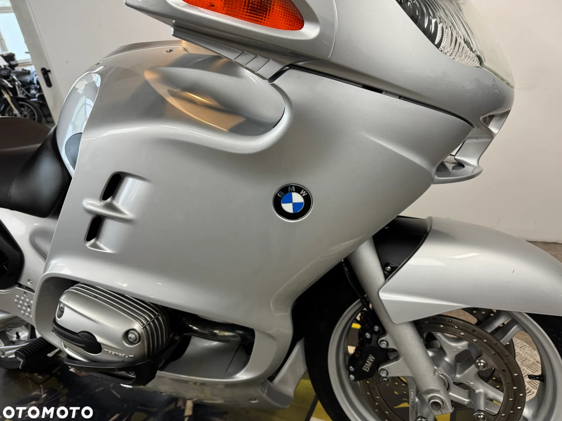 BMW R - 9