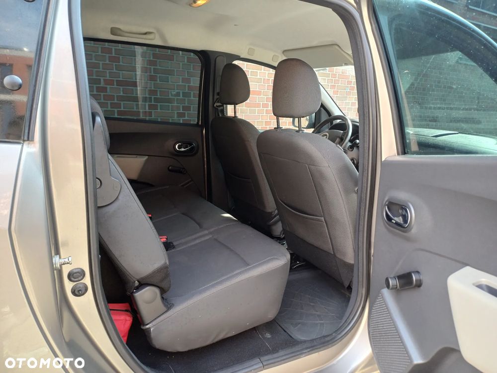Dacia Lodgy 1.6 SCe Laureate S&S - 24