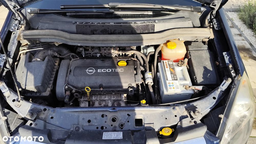 Opel Zafira 1.8 111 - 9