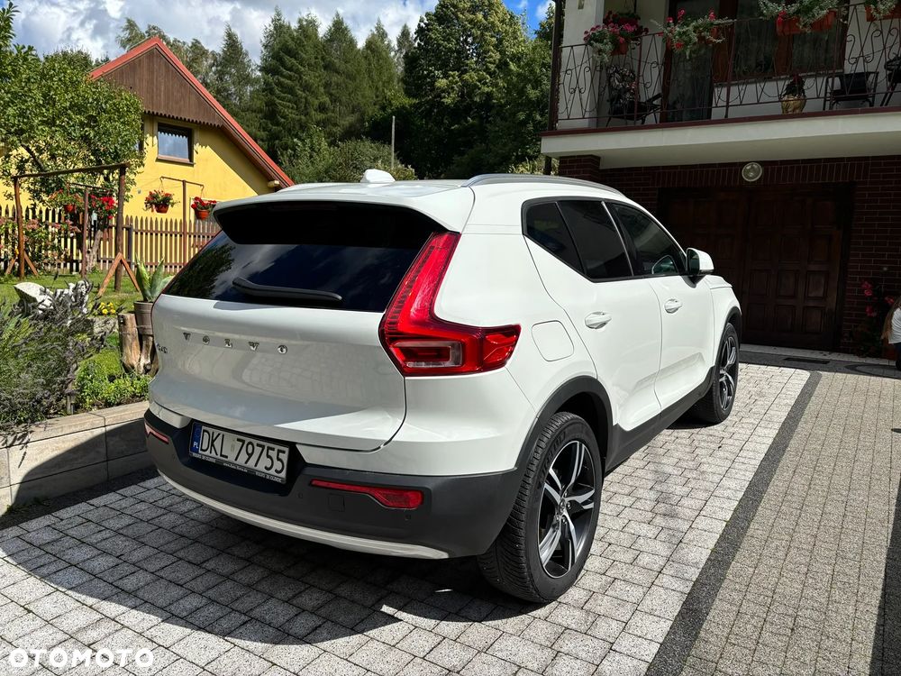 Volvo XC 40 - 3