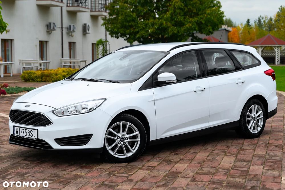 Ford Focus 1.5 TDCi DPF Start-Stopp-System Ambiente - 15