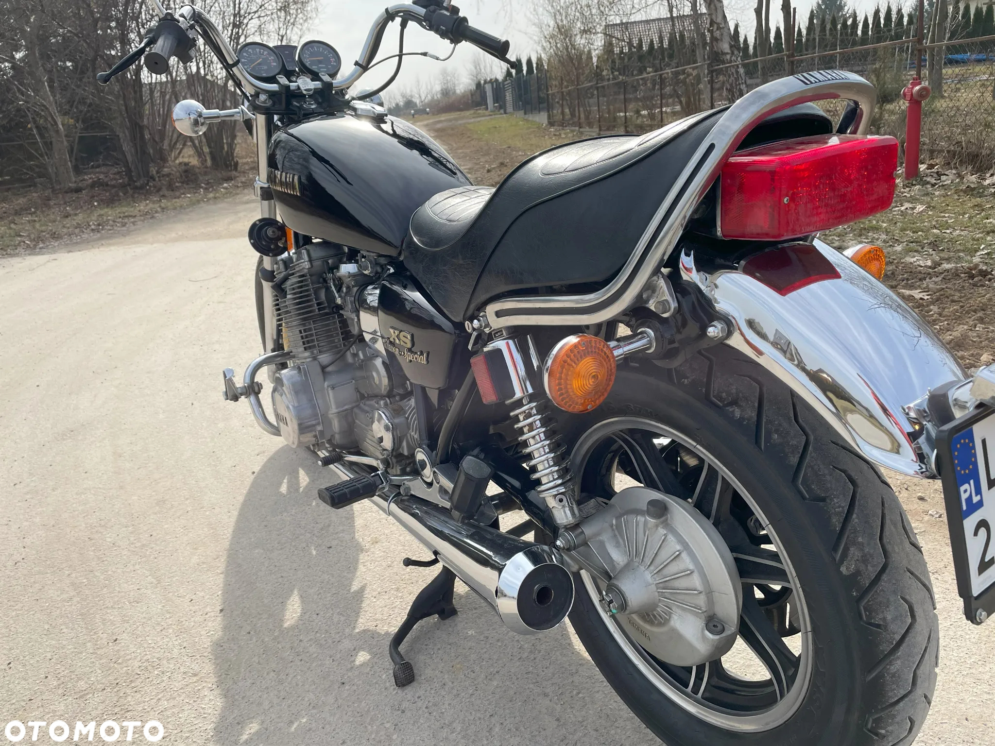 Yamaha XS - 11