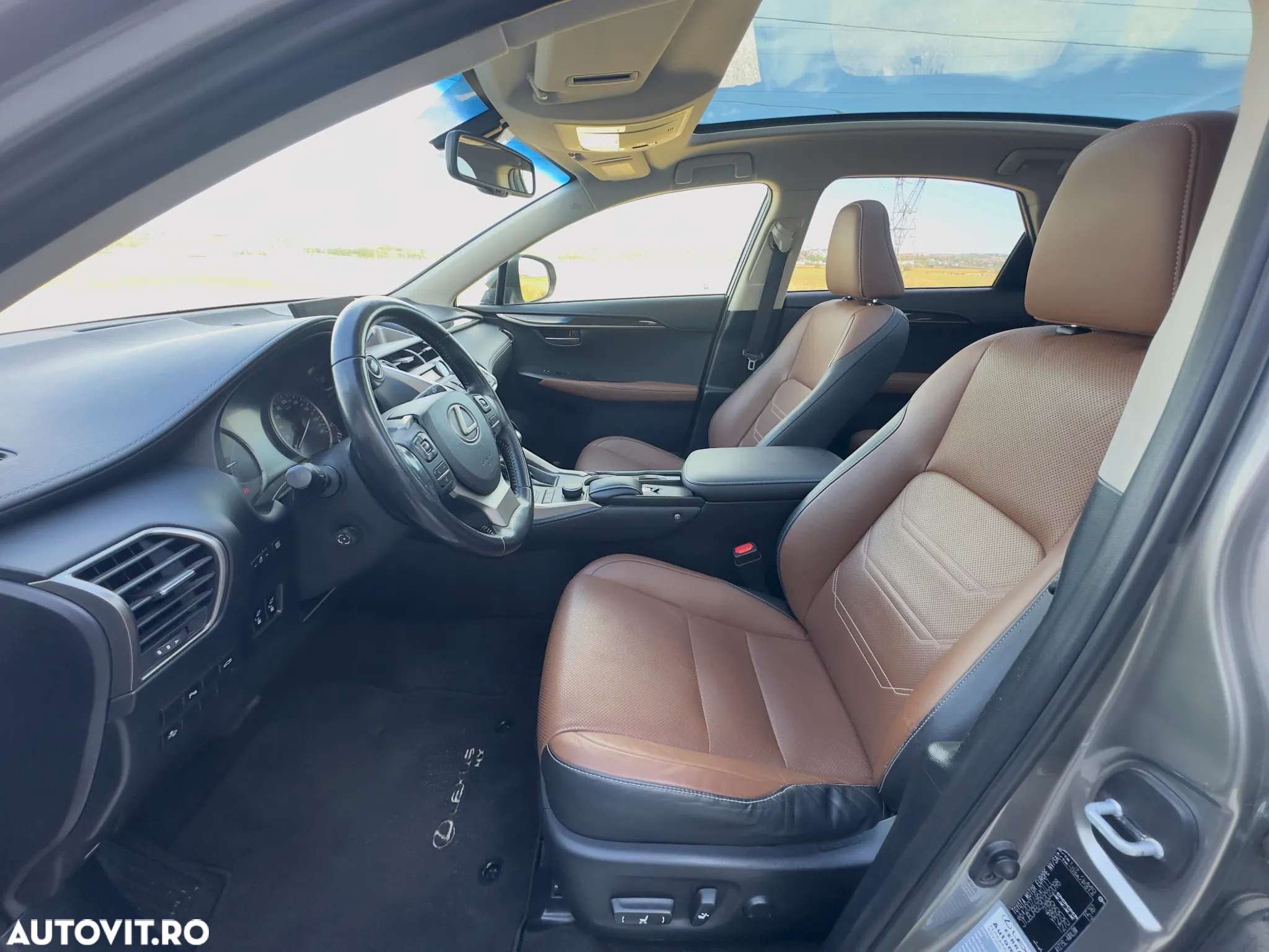 Lexus Seria NX 300h AWD Luxury - 11