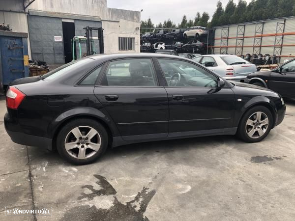 Para Peças Audi A4 (8E2, B6) - 4