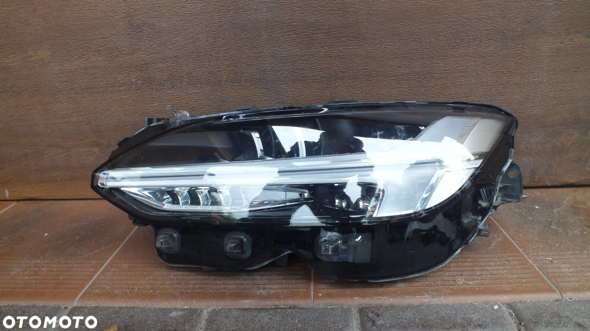 Lampa przednia lewa Volvo V90 Fulled 31689195 - 1