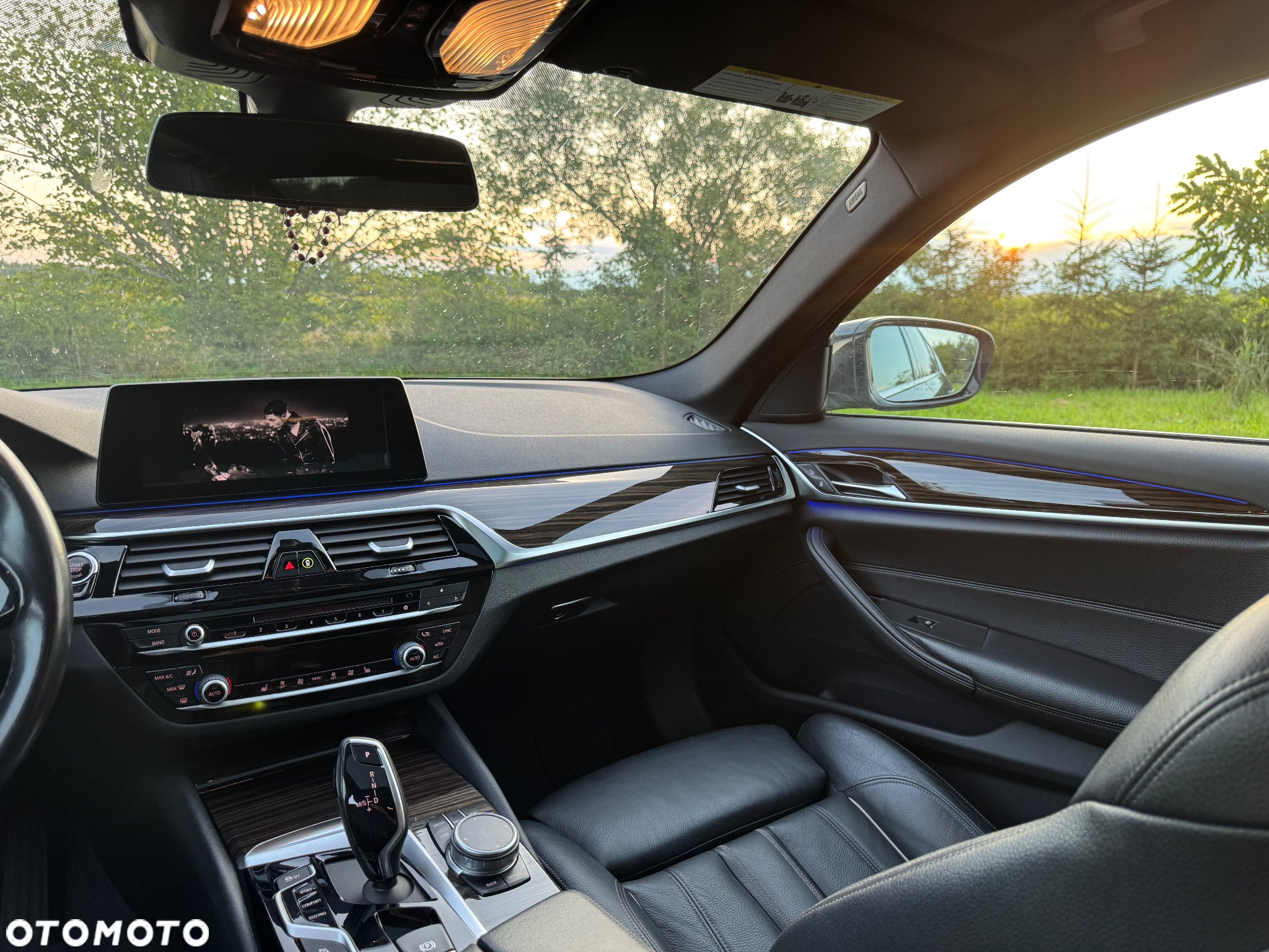 BMW Seria 5 540i xDrive Sport Line sport - 28