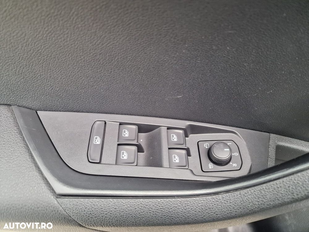 Skoda Karoq 2.0 TDI SCR 4x4 DSG Ambition - 9