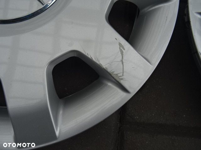 MERCEDES Oryginalne kołpaki 15 - 6