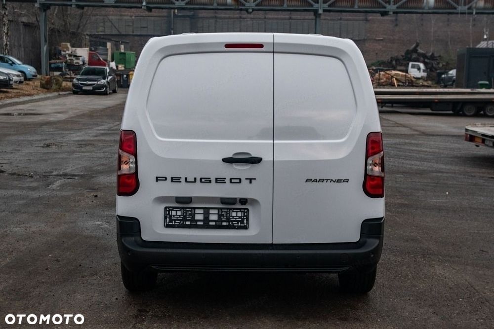 Peugeot Partner Van XL L2H1 1.5 130KM - 6