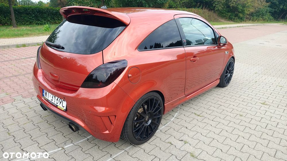Opel Corsa 1.6 Turbo OPC Nürburgring Edition - 21
