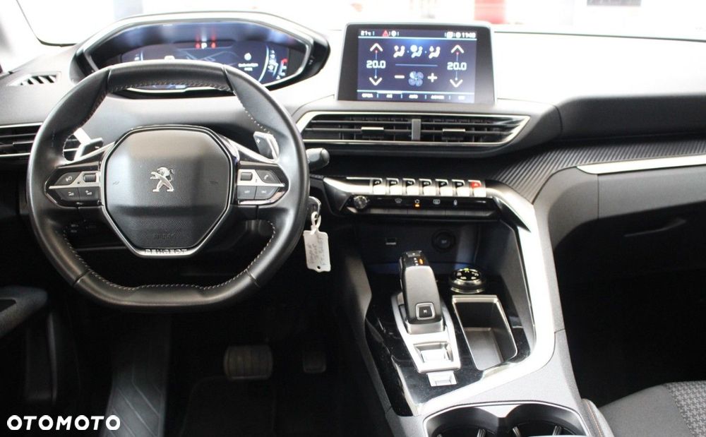 Peugeot 3008 - 13