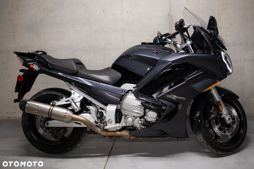Yamaha FJR - 4