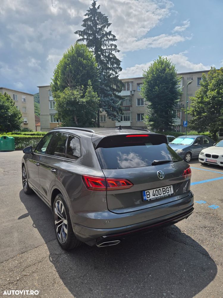 Volkswagen Touareg 3.0 V6 TDI 4Motion DPF Automatik R-Line - 2