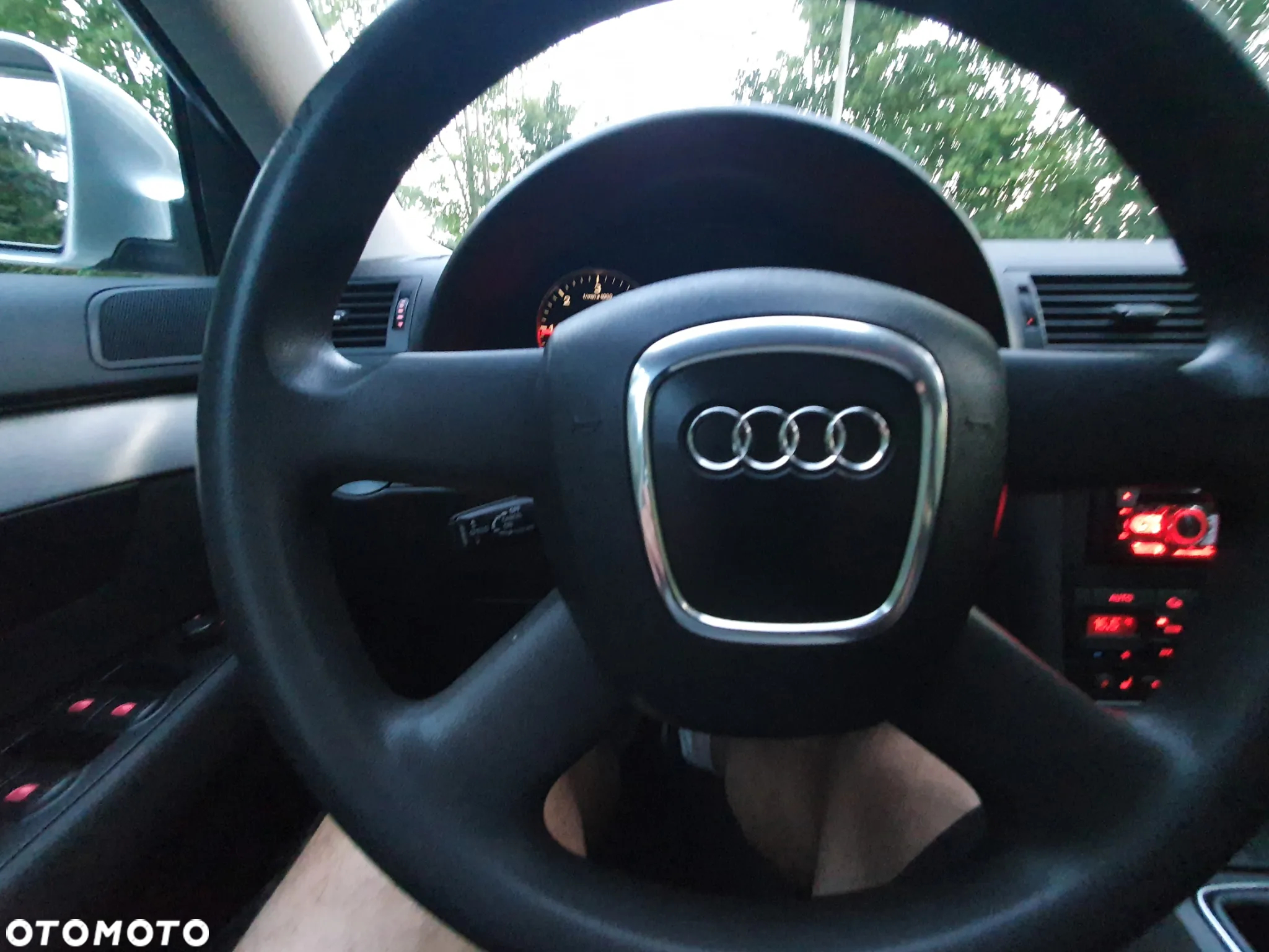Audi A4 Avant 2.0 TDI - 14